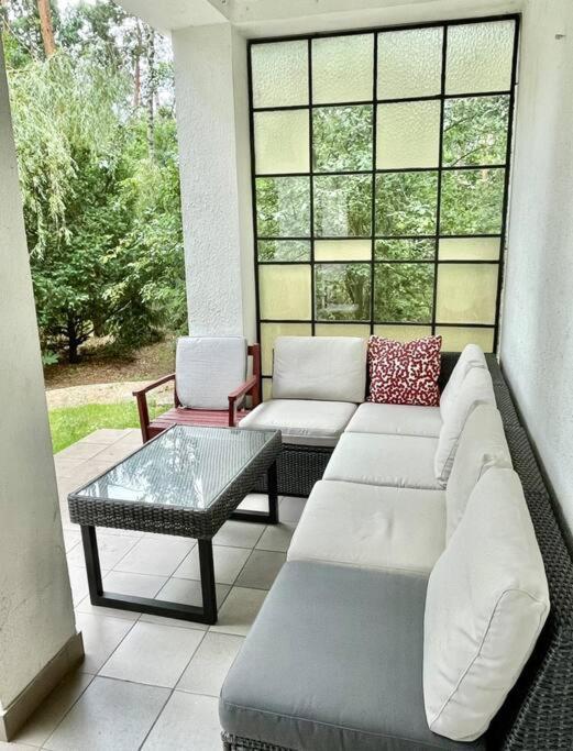 Villa Beautiful With Garden In Milanowek